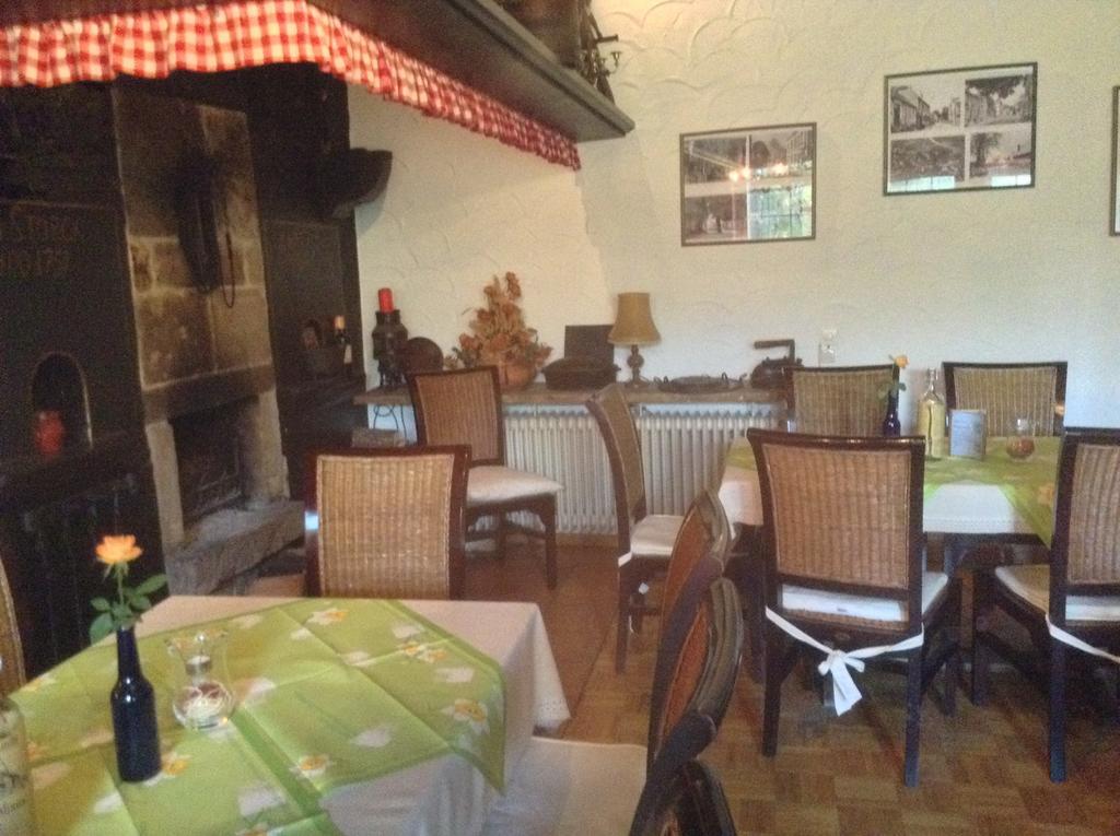 Gasthof Altes Farmhaus Und Apartment Lienen ภายนอก รูปภาพ