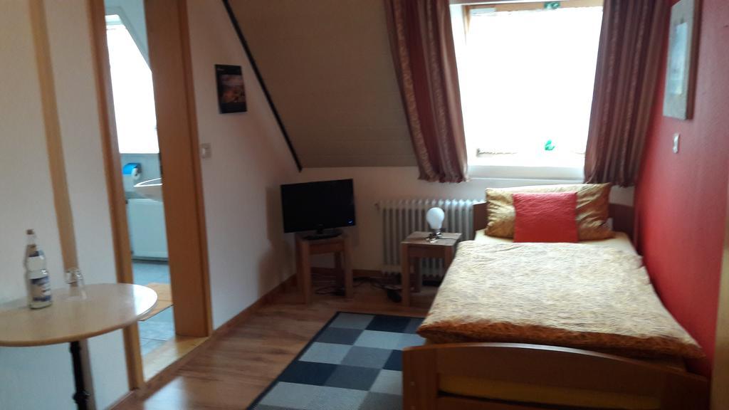 Gasthof Altes Farmhaus Und Apartment Lienen ภายนอก รูปภาพ