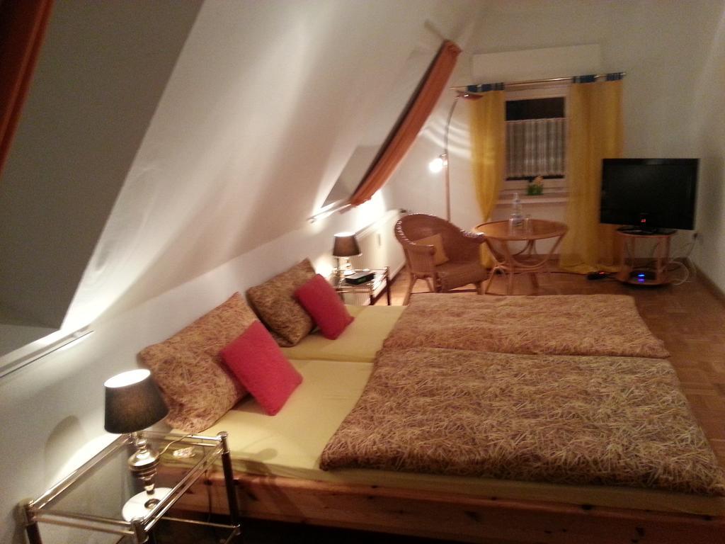 Gasthof Altes Farmhaus Und Apartment Lienen ภายนอก รูปภาพ