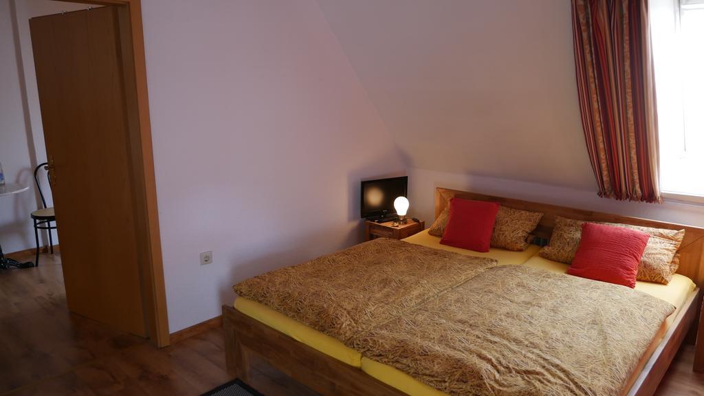 Gasthof Altes Farmhaus Und Apartment Lienen ภายนอก รูปภาพ